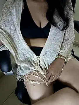 Hey Jully online show from September 24, 2025, 5:03 am