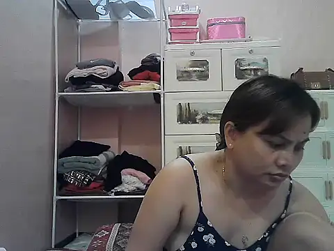 Amarrahlyn online show from July 15, 2026, 9:33 pm