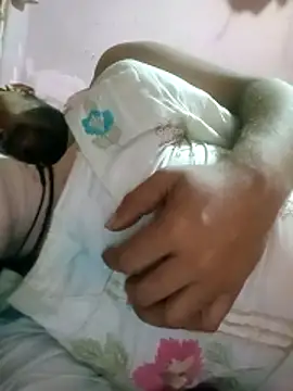 Lusty Annu online show from April 20, 2026, 6:09 pm