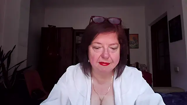 Violet Pulse online show from June 22, 2026, 7:38 am