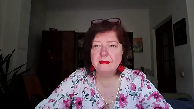 Violet Pulse online show from June 20, 2026, 7:24 am