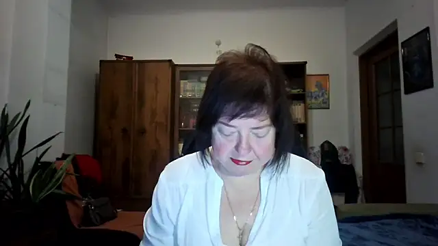 Violet Pulse online show from December 19, 2025, 7:49 pm