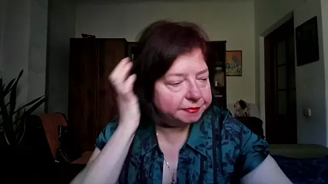 Violet Pulse online show from May 5, 2026, 1:03 pm