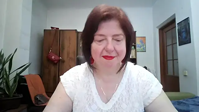 Violet Pulse online show from June 11, 2026, 12:35 pm