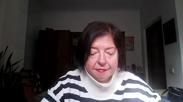 Violet Pulse online show from October 8, 2025, 7:54 am