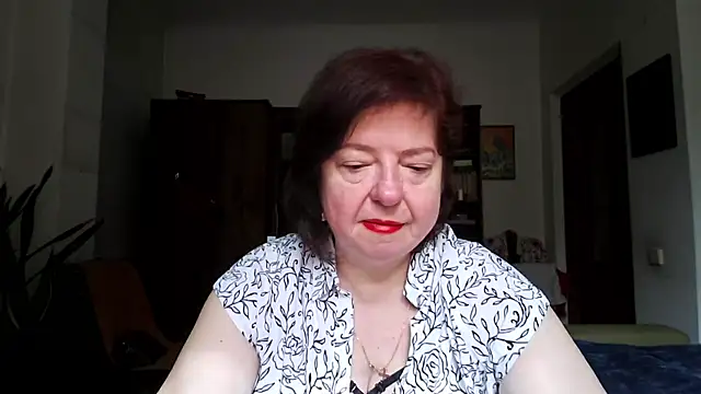Violet Pulse online show from June 18, 2026, 6:34 am