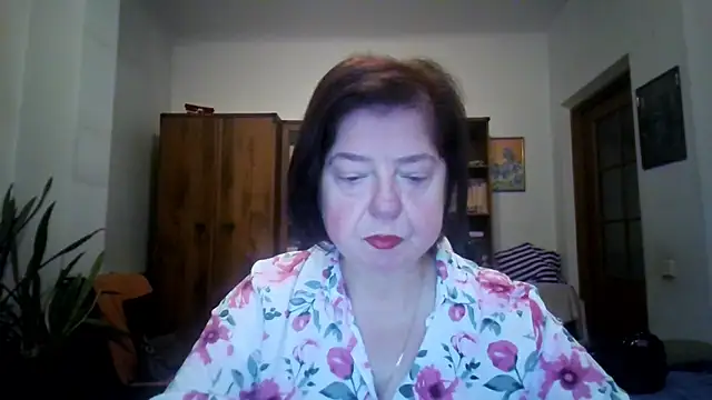 Violet Pulse online show from December 4, 2025, 11:20 am