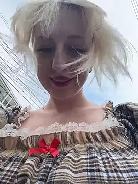 Snapshot of RonnieKiss chatting on February 26, 2026, 7:52 am RonnieKiss online show from February 26, 2026, 7:52 am