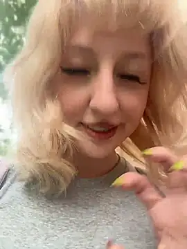 RonnieKiss online show from July 30, 2026, 10:58 am