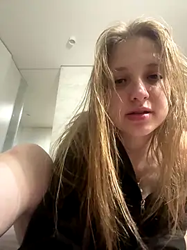 Niksa99x online show from October 19, 2025, 3:09 am