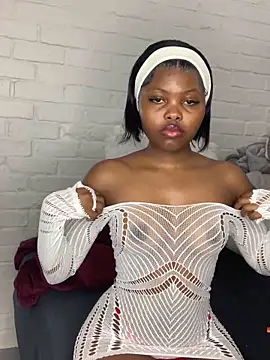 Snapshot of 21shazzy chatting on September 20, 2025, 10:42 am 21shazzy online show from September 20, 2025, 10:42 am