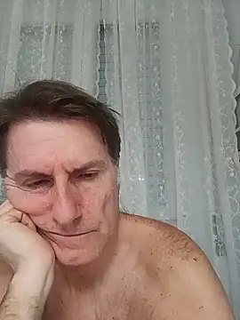 Snapshot of sayeaprayer65 chatting on February 9, 2026, 7:01 pm sayeaprayer65 online show from February 9, 2026, 7:01 pm