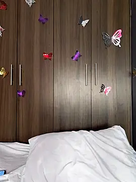 sahara1  online show from November 6, 2025, 3:38 pm