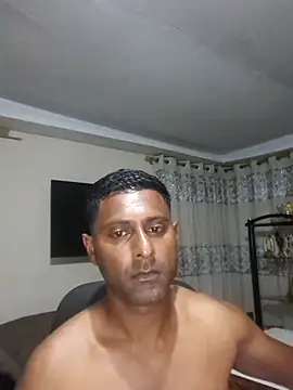 kingVibeX online show from October 11, 2025, 7:59 pm