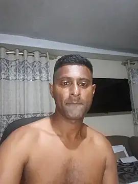 kingVibeX online show from December 5, 2025, 9:23 pm