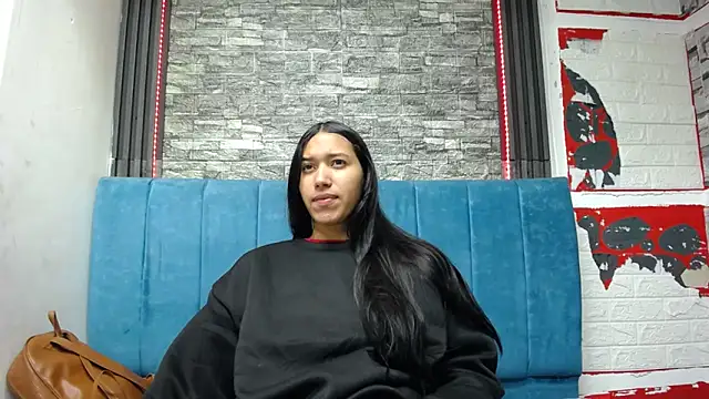 Lil Rose2006 online show from March 13, 2026, 1:49 pm