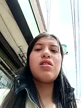 Snapshot of SALOME-28_ chatting on July 3, 2026, 6:14 pm SALOME-28 online show from July 3, 2026, 6:14 pm
