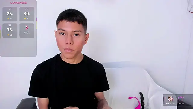 Snapshot of Little_liam chatting on September 24, 2025, 6:58 pm Little liam online show from September 24, 2025, 6:58 pm