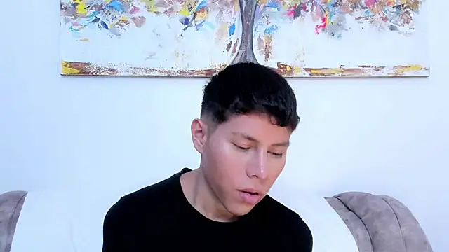 Snapshot of Little_liam chatting on November 13, 2025, 8:02 pm Little liam online show from November 13, 2025, 8:02 pm