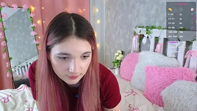 vivyboo111 online show from July 18, 2026, 7:22 pm