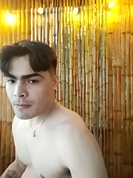 Mason grey online show from December 18, 2025, 10:35 pm