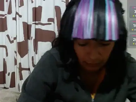 Acelinrose online show from June 5, 2026, 12:59 am