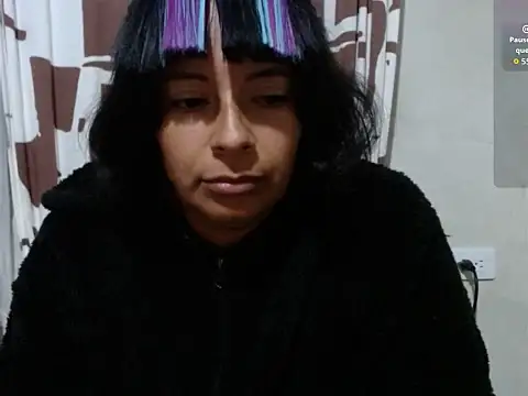 Acelinrose online show from May 9, 2026, 1:09 am