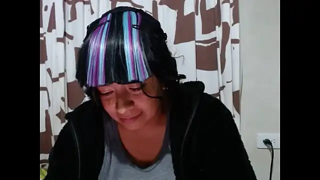 Acelinrose online show from June 20, 2026, 1:54 am