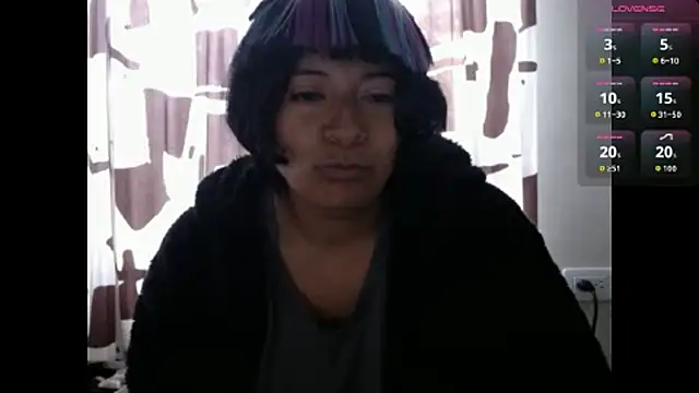Acelinrose online show from July 13, 2026, 12:26 pm