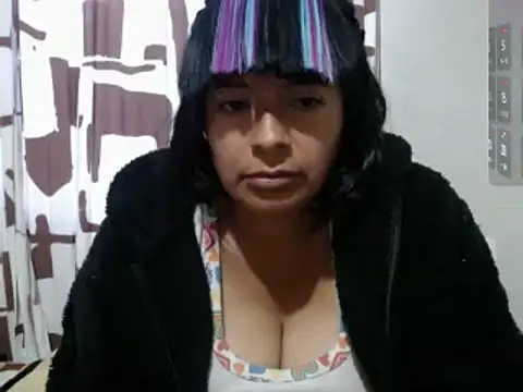 Acelinrose online show from May 19, 2026, 10:50 pm