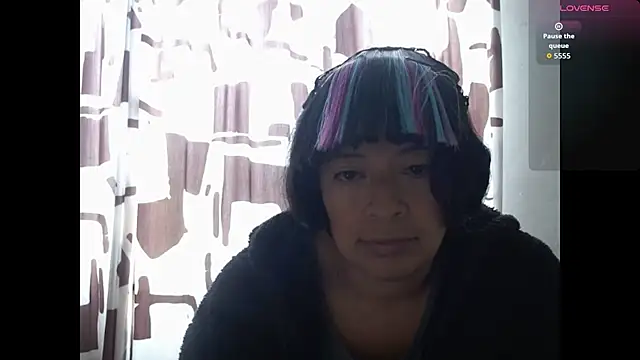 Acelinrose online show from July 12, 2026, 6:20 pm