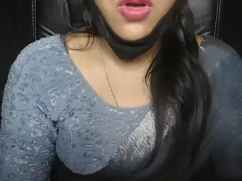 Anusree-Sexy online show from April 10, 2026, 7:10 pm