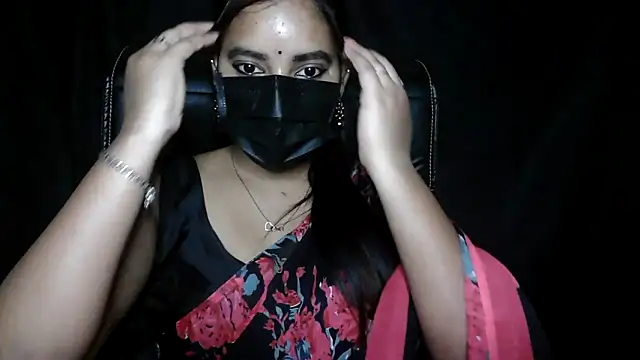 Anusree-Sexy online show from June 18, 2026, 6:57 pm