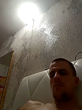 Adidas7217 online show from December 1, 2025, 3:18 am