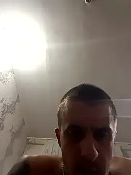 Adidas7217 online show from November 10, 2025, 7:52 pm