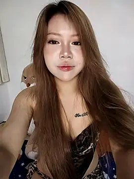 Snapshot of -Bianca- chatting on June 4, 2026, 2:22 pm -Bianca- online show from June 4, 2026, 2:22 pm