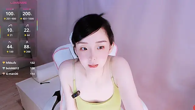 Niannian- online show from July 26, 2026, 7:54 pm
