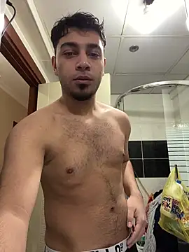 Snapshot of astoperaa chatting on March 17, 2026, 7:22 am astoperaa online show from March 17, 2026, 7:22 am