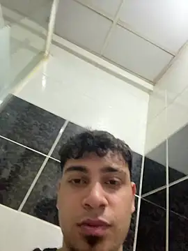 Snapshot of astoperaa chatting on March 15, 2026, 1:40 pm astoperaa online show from March 15, 2026, 1:40 pm