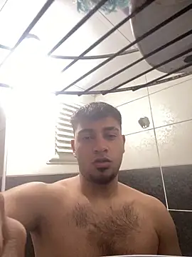 Snapshot of astoperaa chatting on November 8, 2025, 9:57 am astoperaa online show from November 8, 2025, 9:57 am