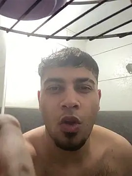 Snapshot of astoperaa chatting on January 7, 2026, 4:56 pm astoperaa online show from January 7, 2026, 4:56 pm