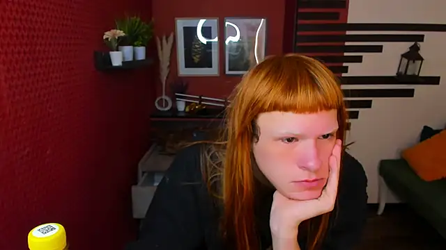 ChloeValentinee online show from January 6, 2026, 12:20 pm