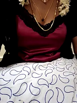 jasminetaml online show from October 8, 2025, 3:52 am