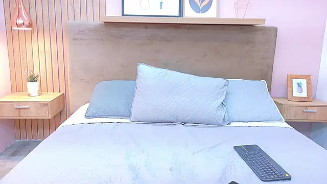 cielo rivera online show from December 20, 2025, 2:09 pm