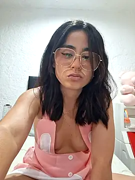 Snapshot of Akane24 chatting on October 2, 2025, 10:46 pm Akane24 online show from October 2, 2025, 10:46 pm