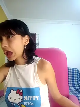 xoxo milk online show from September 26, 2025, 2:02 pm