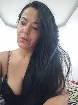 lucineia7 online show from June 10, 2026, 12:17 pm