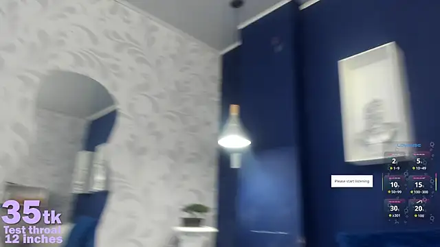 Kelseyfoxy  online show from October 18, 2025, 12:07 pm