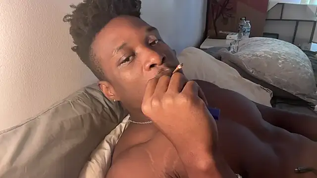 MrDaddyBlackNi9e online show from December 4, 2025, 1:54 pm