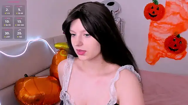 AishaAysitt online show from October 19, 2025, 3:20 am